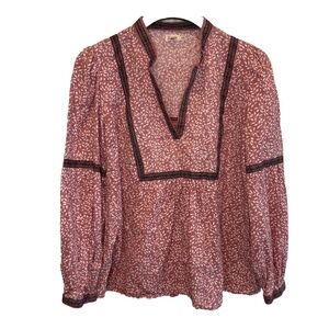 FAHERTY Aurora Leaf Print Peasant Boho LS Top in Mauve Leaf Batik Size M